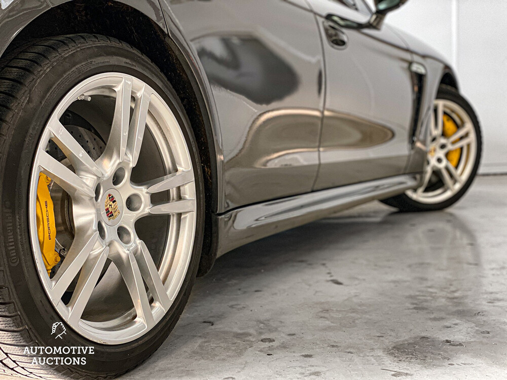 Porsche Panamera 4.8 Turbo S 551PS 2013, 9-KXB-42