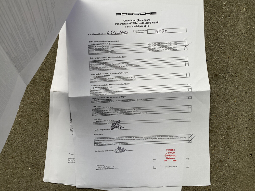 Porsche Panamera 4.8 Turbo S 551PS 2013, 9-KXB-42