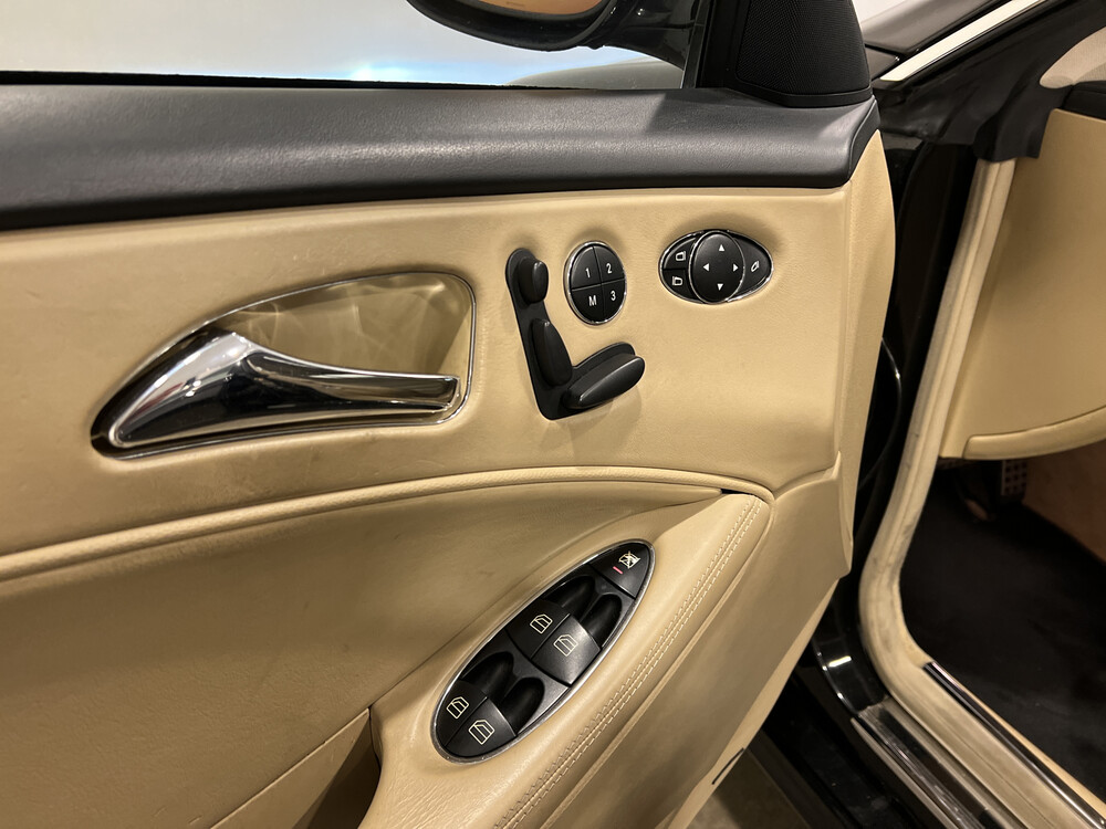 Mercedes Benz CLS55 AMG 5.5 V8 CLS Class 476hp 2005 -Orig. NL-, 14-RJ-NG.