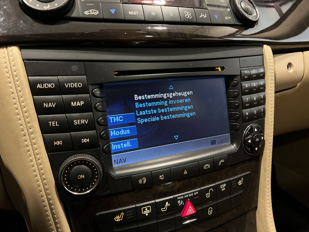 Mercedes Benz CLS55 AMG 5.5 V8 CLS Class 476hp 2005 -Orig. NL-, 14-RJ-NG.