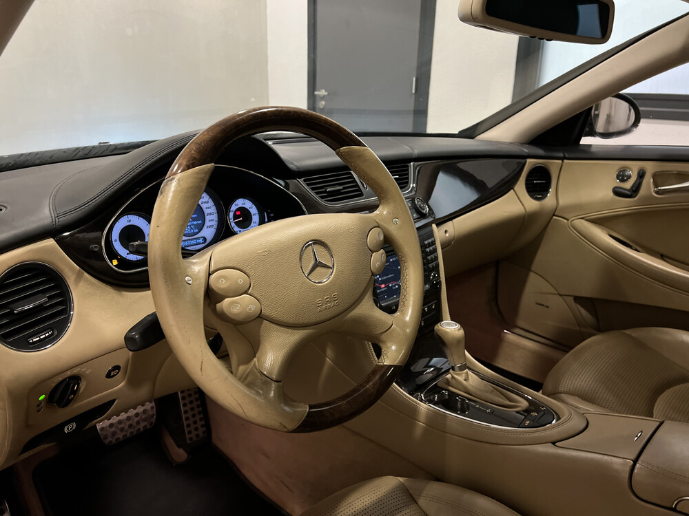 Mercedes Benz CLS55 AMG 5.5 V8 CLS Class 476hp 2005 -Orig. NL-, 14-RJ-NG.