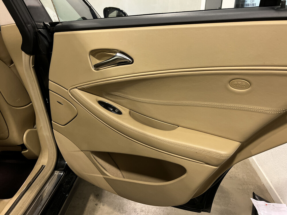 Mercedes Benz CLS55 AMG 5.5 V8 CLS Class 476hp 2005 -Orig. NL-, 14-RJ-NG.