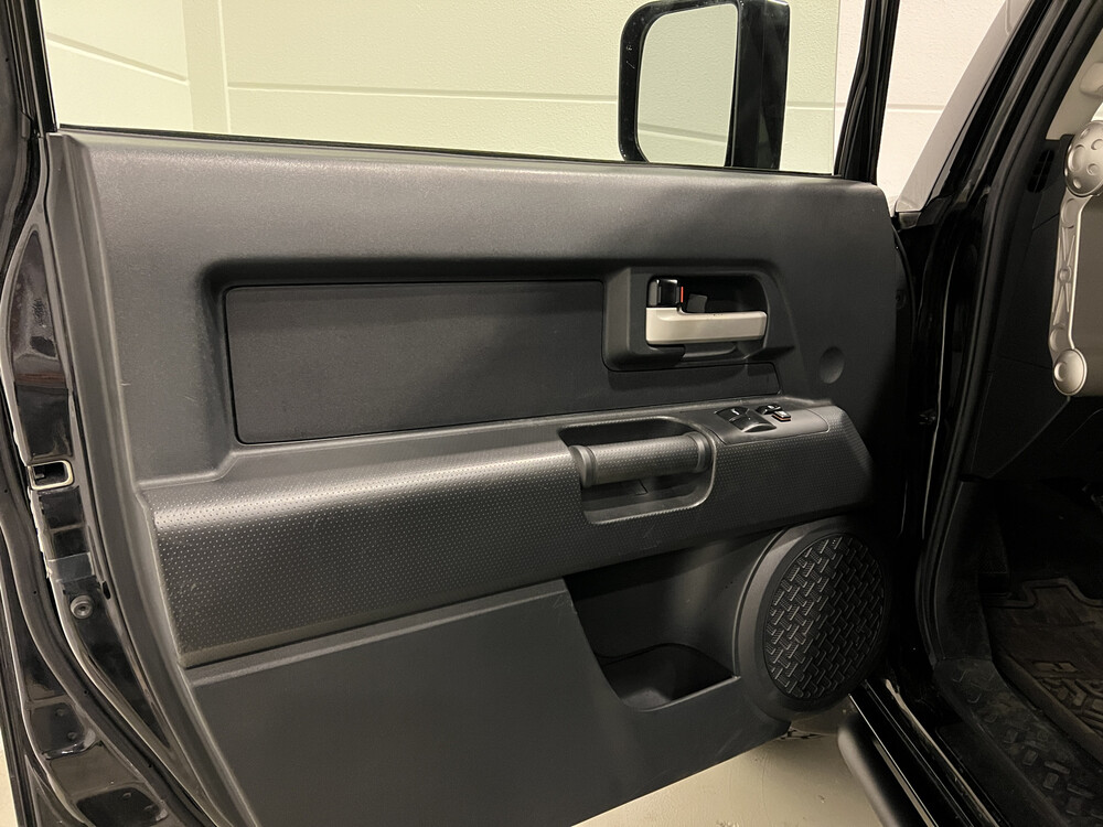 Toyota FJ Cruiser 4.0 V6 242 PS 2007, J-761-XS.