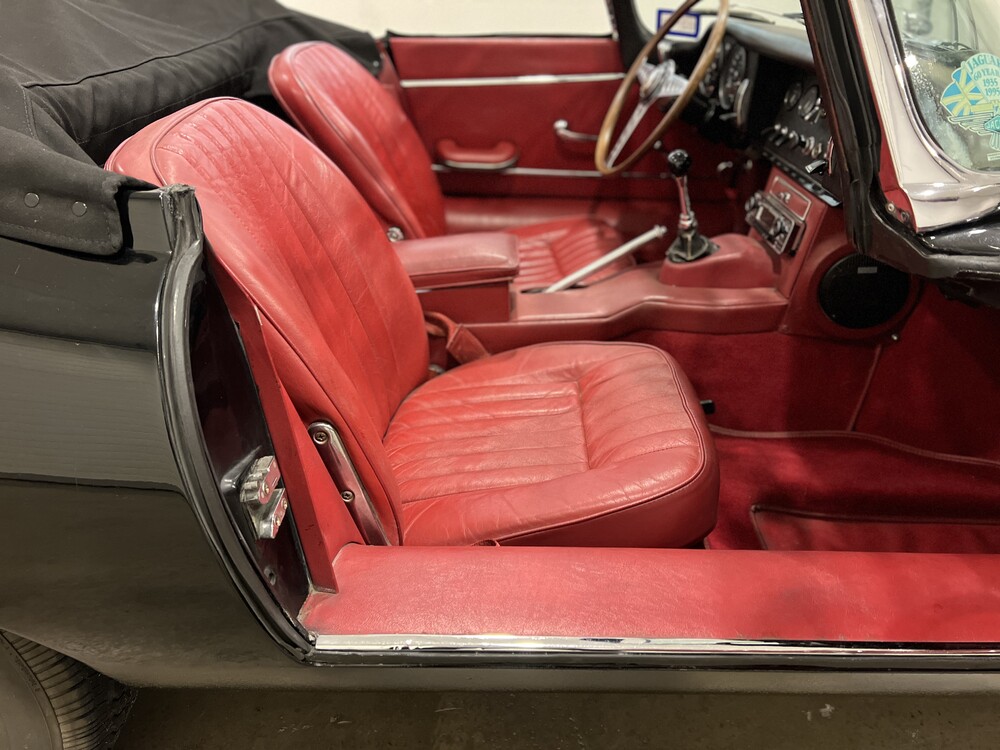 Jaguar E-Type Series 1 OTS 4.2 Zes-in-Lijn Cabriolet 1967, DZ-73-87