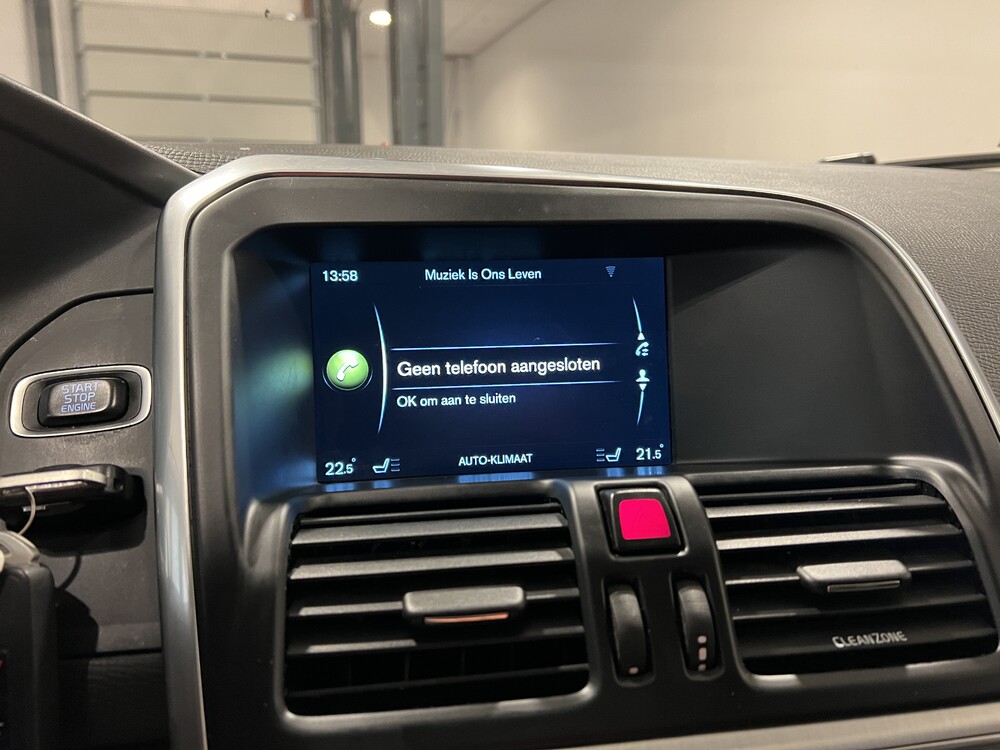 Volvo XC60 D3 2.0 R-Design 150pk 2016, XK-208-L