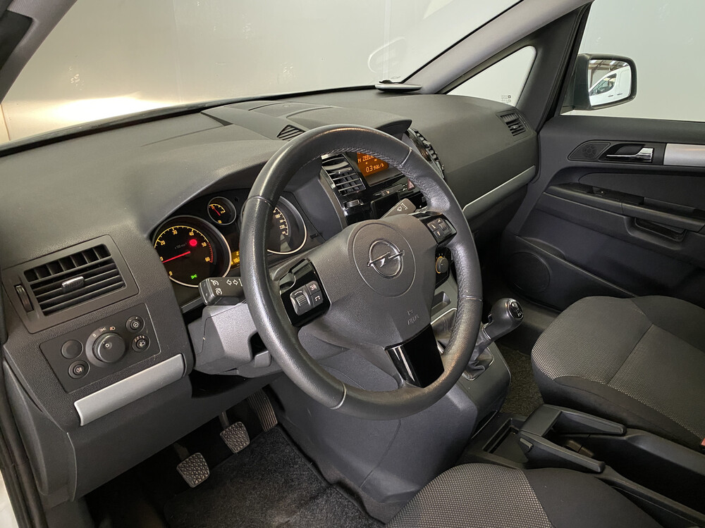 Opel Zafira 1.7 CDTi Edition 125pk 2011 -Grijs kenteken-, V-004-BT