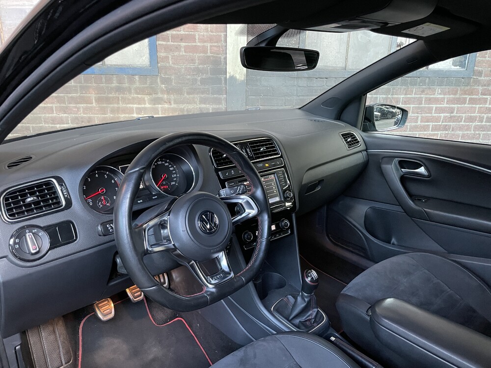 Volkswagen Polo GTI 1.8 TSI 192pk 2015