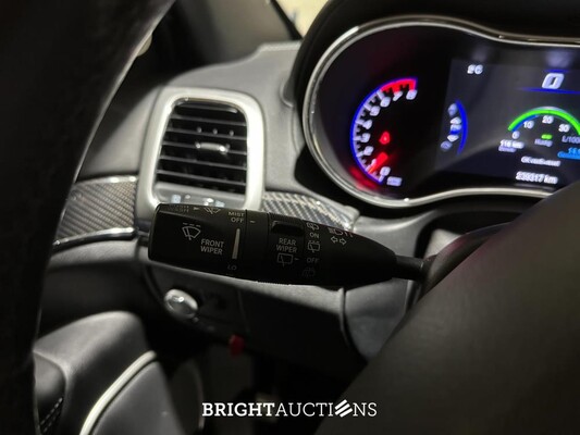 Jeep Grand Cherokee 6.4 V8 SRT8 468PK 2014, 2-ZBL-19