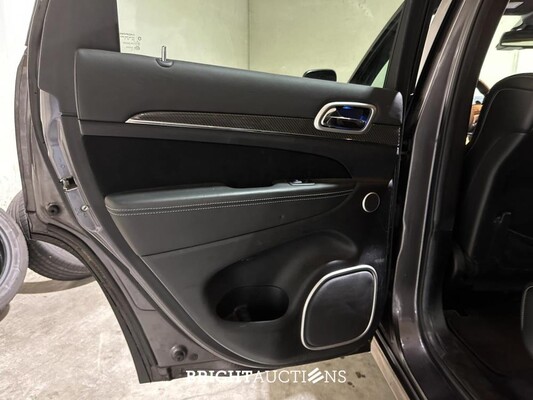 Jeep Grand Cherokee 6.4 V8 SRT8 468PK 2014, 2-ZBL-19