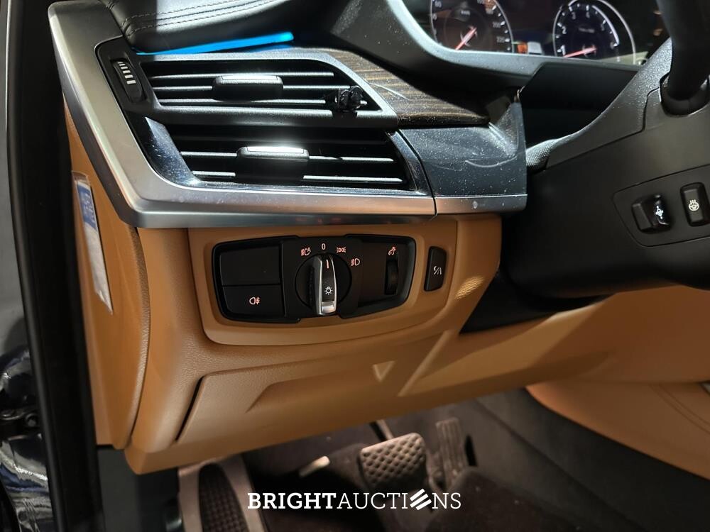 BMW X6 xDrive50i High Executive 4.4 V8 449pk 2015, RJ-025-N