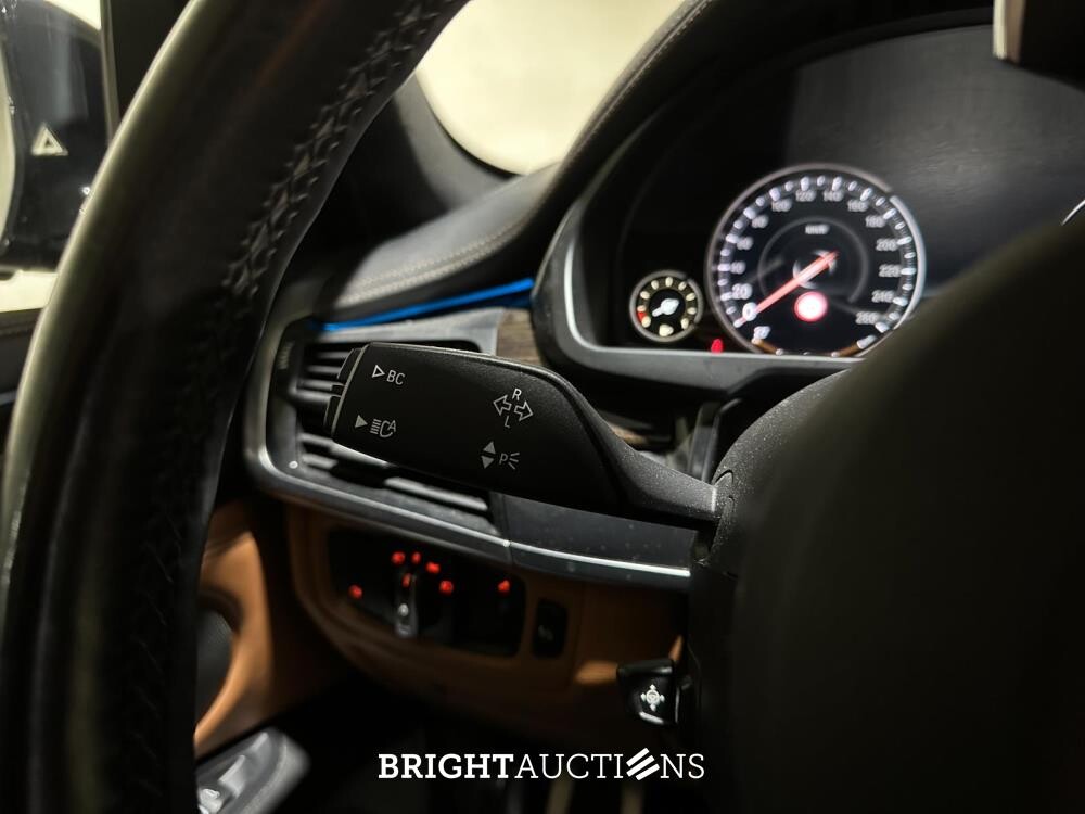 BMW X6 xDrive50i High Executive 4.4 V8 449pk 2015, RJ-025-N