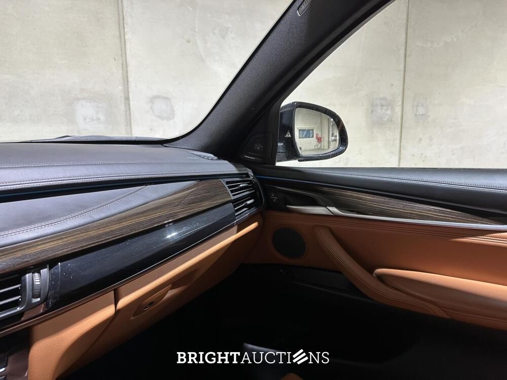 BMW X6 xDrive50i High Executive 4.4 V8 449pk 2015, RJ-025-N