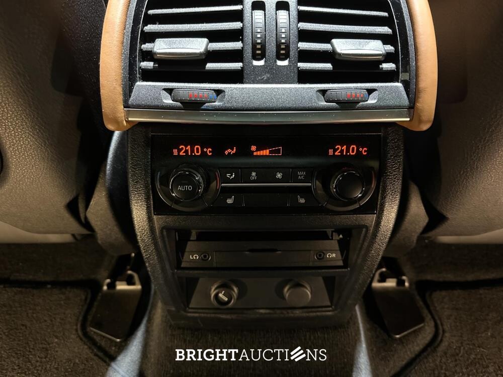 BMW X6 xDrive50i High Executive 4.4 V8 449pk 2015, RJ-025-N