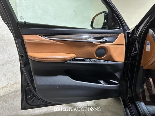 BMW X6 xDrive50i High Executive 4.4 V8 449pk 2015, RJ-025-N
