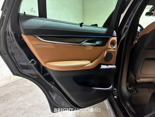 BMW X6 xDrive50i High Executive 4.4 V8 449pk 2015, RJ-025-N