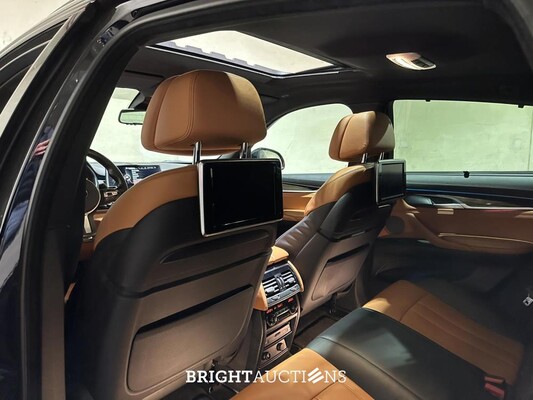 BMW X6 xDrive50i High Executive 4.4 V8 449pk 2015, RJ-025-N