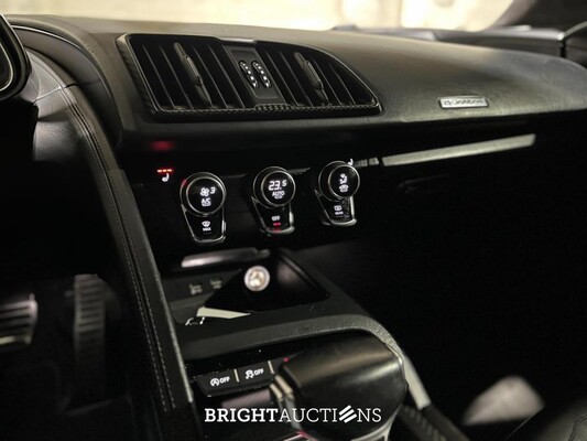 Audi R8 5.2 FSI V10 Quattro Plus 610pk 2016 -CARBON-, SF-186-K