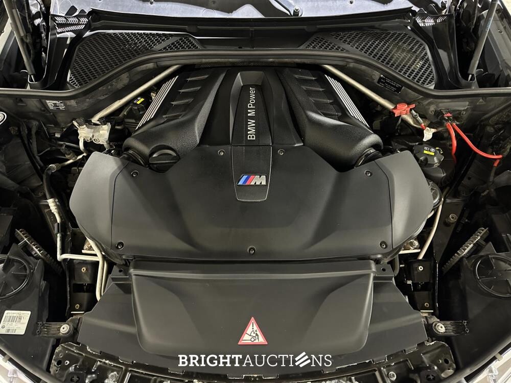 BMW X5M 4.4 V8 575pk 2016 F85 M-Sport, JLN-94-T