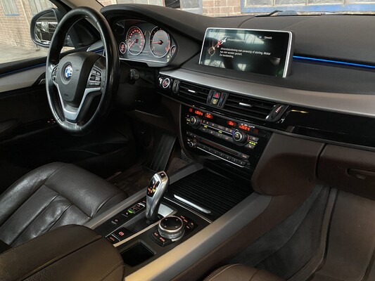 BMW X5 xDrive30d High Executive 258hp 2014, NG-632-Z.