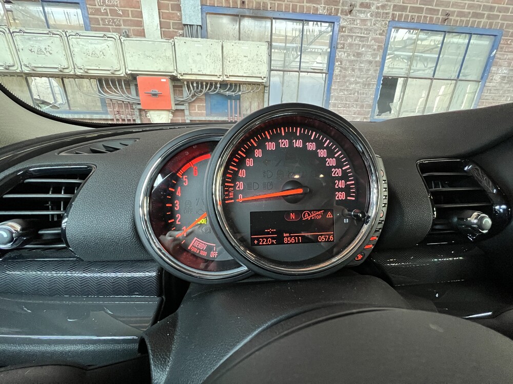 Mini Clubmann 1.5D 116 PS British Racing Green Mini Cooper 2016.