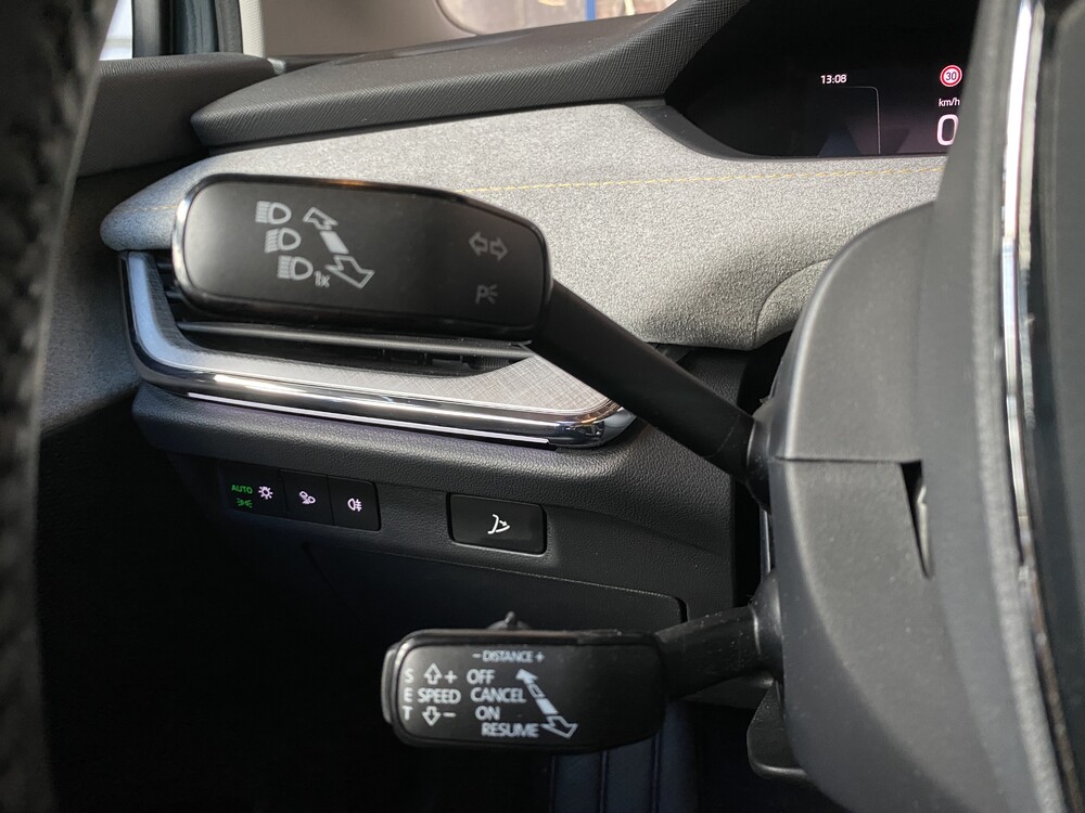 Skoda Enyaq iV 60 179hp 2021 Manufacturer's Warranty.