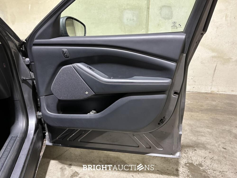 Ford Mustang Mach-E RWD 75 kWh 269pk 2021 (Origineel-NL + 1e Eigenaar), N-412-RN