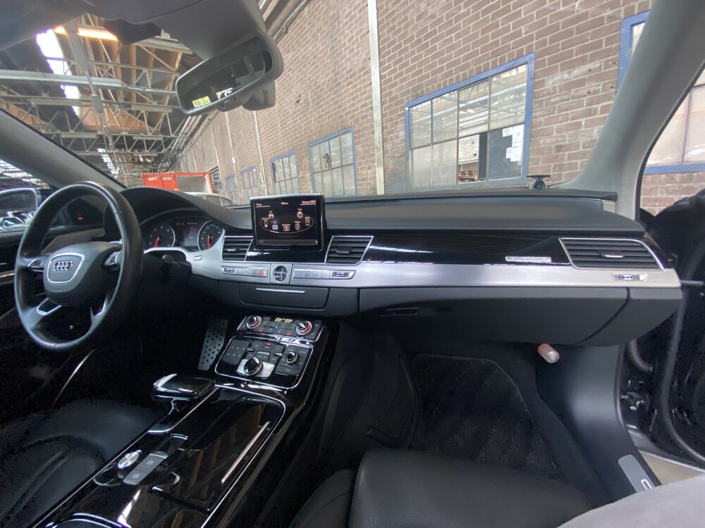 Audi A8 L W12 Quattro Pro Line + ABT 6.3 W12 500pk 2011