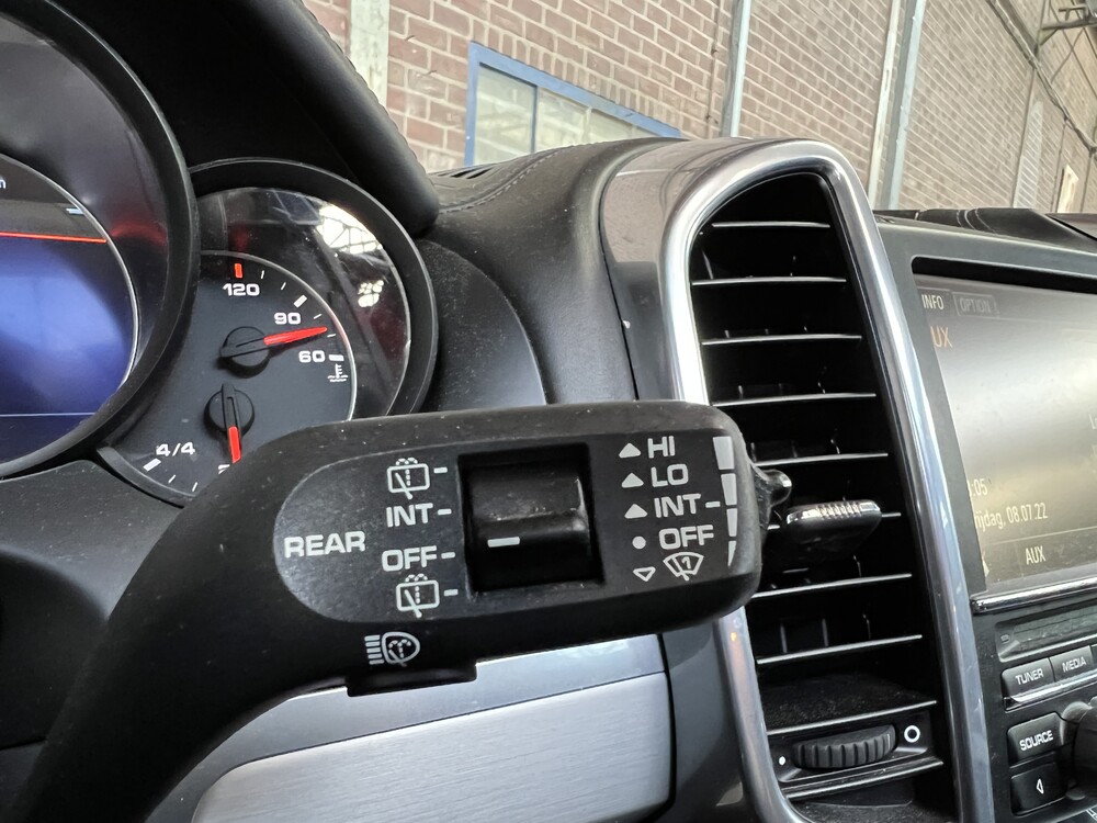 Porsche Cayenne 4.8 Turbo 500pk 2012, 71-ZVF-9