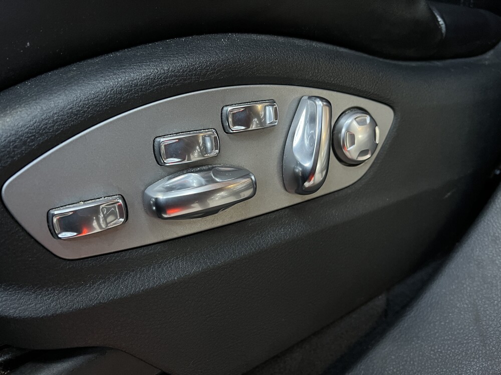 Porsche Cayenne 4.8 Turbo 500pk 2012, 71-ZVF-9