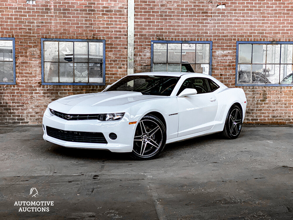 Chevrolet Camaro LS Coupe 323pk 2014