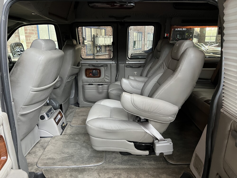 G.M.C. Savana Camper Van 2008 GMC