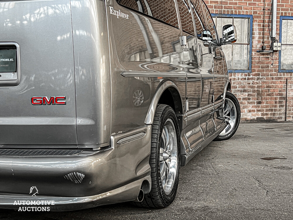 G.M.C. Savana Camper Van 2008 GMC