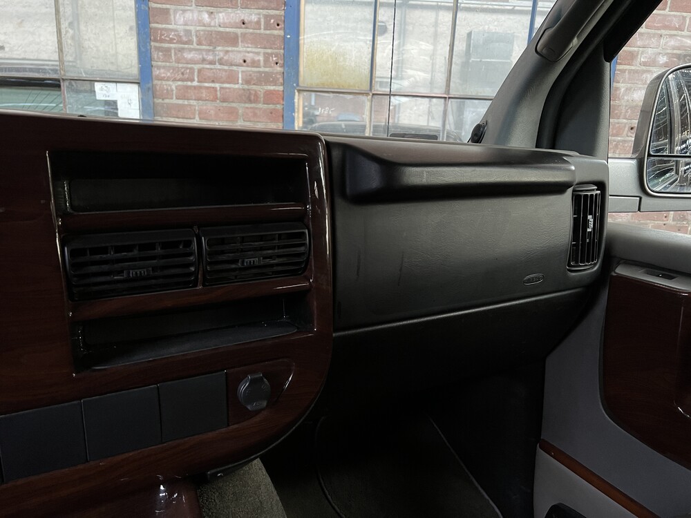 G.M.C. Savana Camper Van 2008 GMC