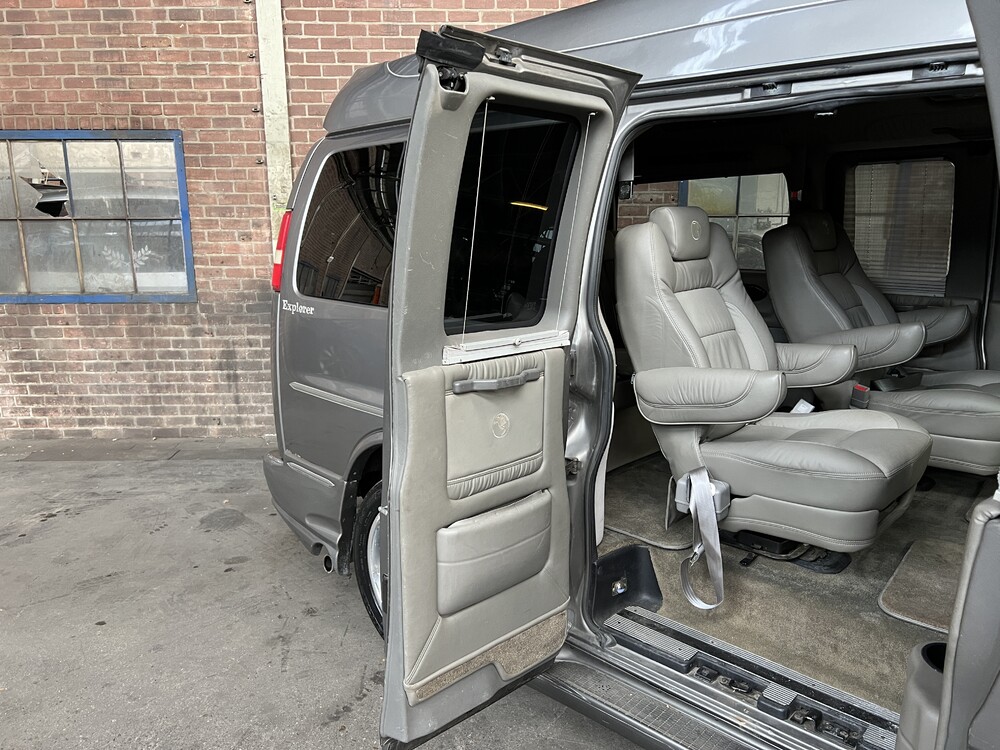 G.M.C. Savana Camper Van 2008 GMC