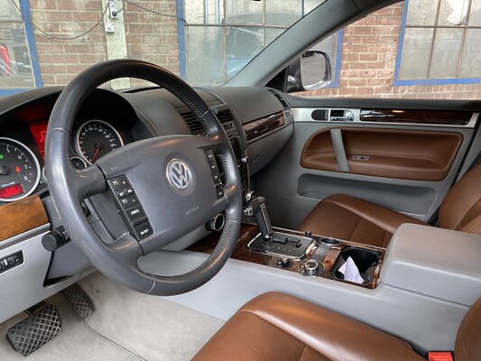 Volkswagen Touareg 3.6 V6 FSI Highline 280hp 2008, 37-HGR-5.