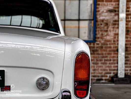 Rolls Royce Silver Shadow 6.8 V8 Saloon type II 1972, DL-11-60.