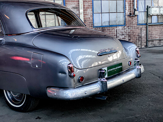 Chevrolet Deluxe Powerglide 1951, 32-XL-66.