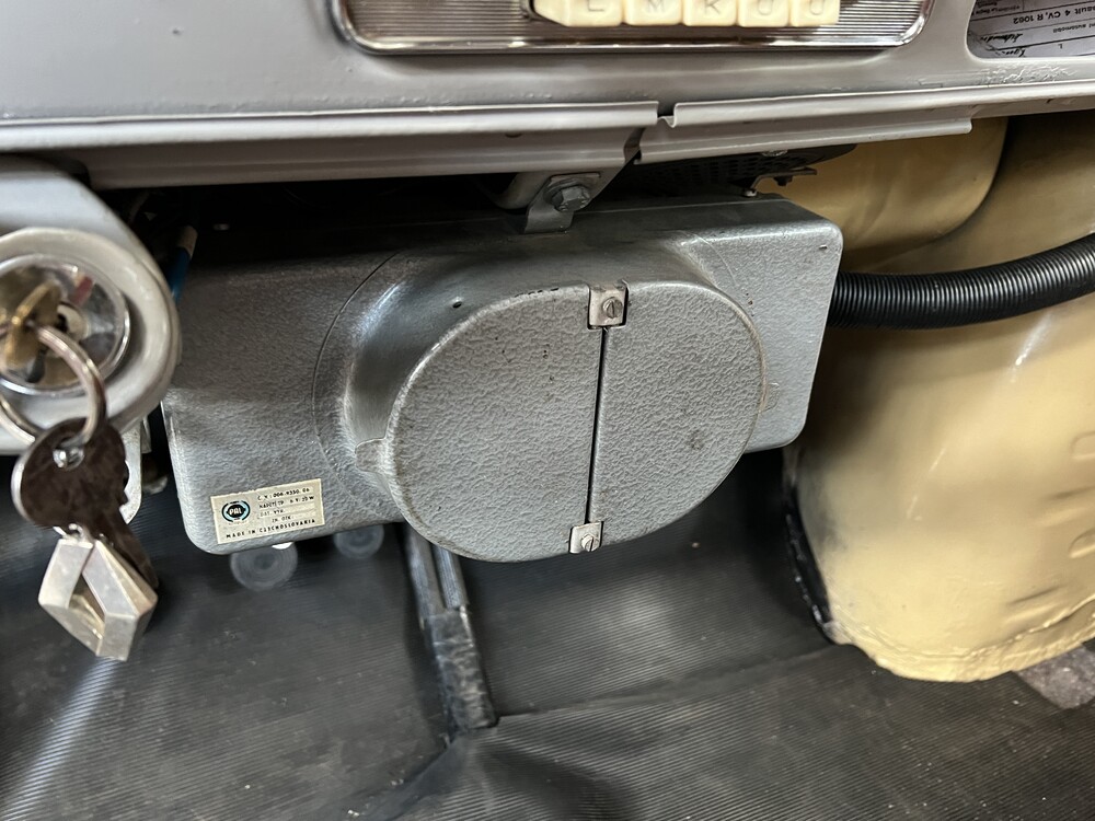 Renault 4 CV R 1062 Sport 22pk 1961