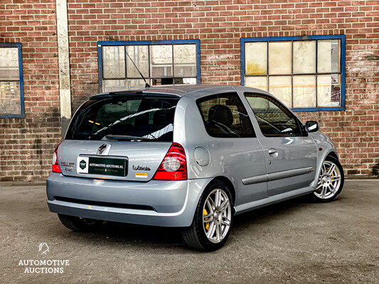 Renault Sport Clio RS 2.0 172hp 2004 -YOUNGTIMER-.