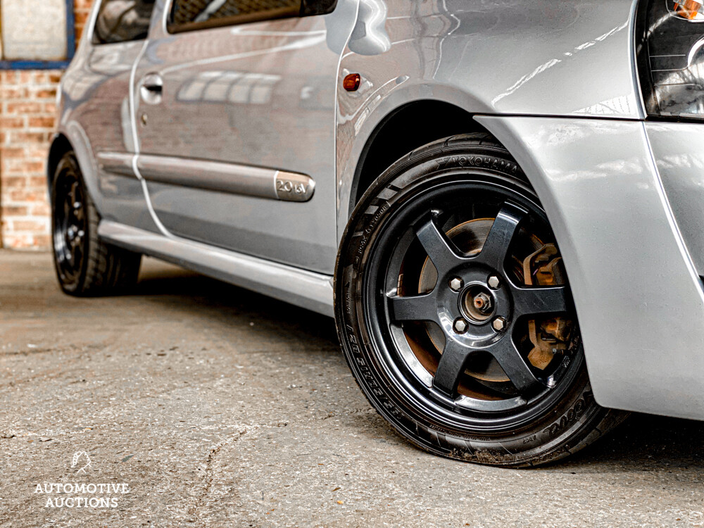 Renault Sport Clio RS 2.0 172hp 2005 -YOUNGTIMER-.