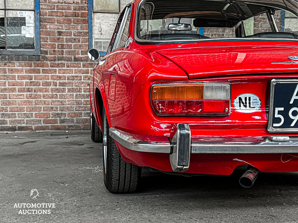 Alfa Romeo GTV 2000 Veloce 2.0 150pk 1971, AL-59-24