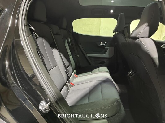 Polestar 2 Long Range Dual Motor Launch Edition 78kWh 408pk 2020 (Origineel-NL + 1e Eigenaar) J-075-LS