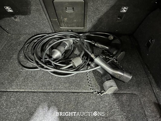 Polestar 2 Long Range Dual Motor Launch Edition 78kWh 408pk 2020 (Origineel-NL + 1e Eigenaar) J-075-LS