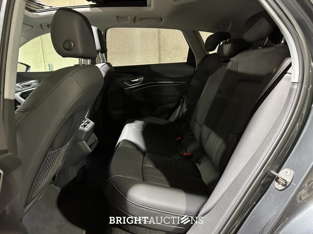 Audi e-tron 50 Quattro Business Edition Plus 71 kWh 313pk 2020 (Origineel-NL + 1e Eigenaar), K-649-JJ