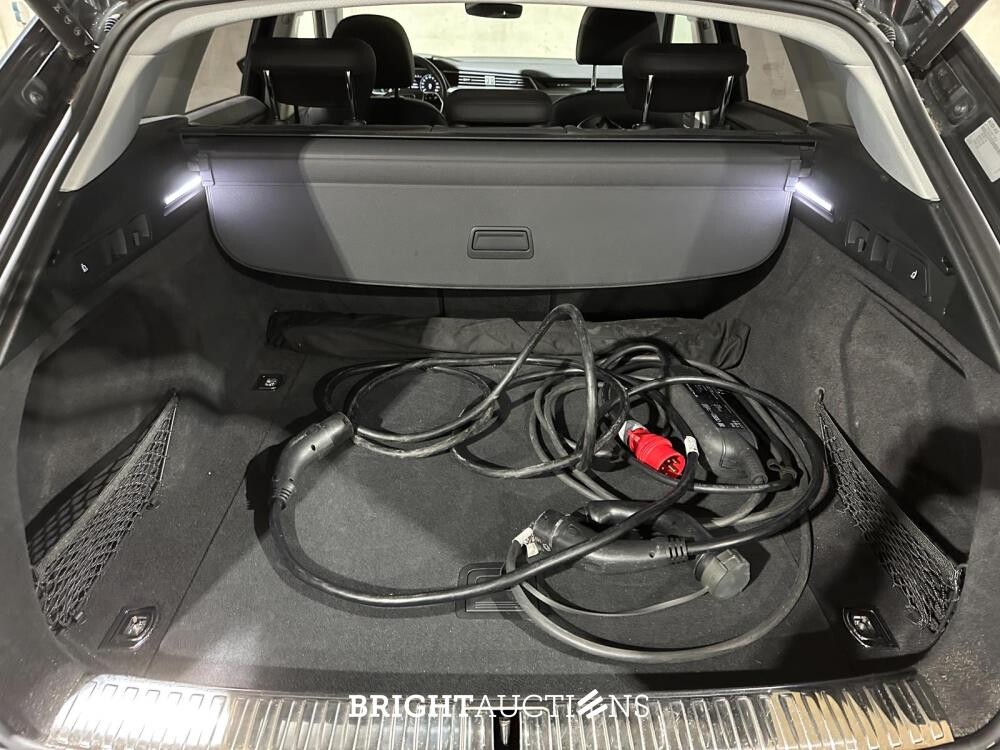 Audi e-tron 50 Quattro Business Edition Plus 71 kWh 313pk 2020 (Origineel-NL + 1e Eigenaar), K-649-JJ