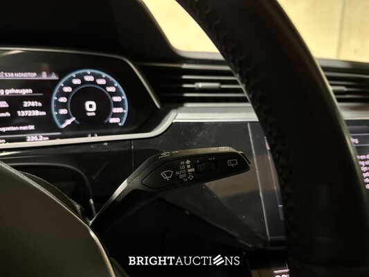 Audi e-tron 50 Quattro Business Edition Plus 71 kWh 313pk 2020 (Origineel-NL + 1e Eigenaar), K-649-JJ
