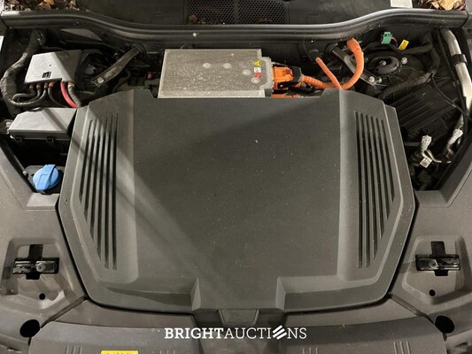 Audi e-tron 50 Quattro Business Edition Plus 71 kWh 313pk 2020 (Origineel-NL + 1e Eigenaar), K-649-JJ