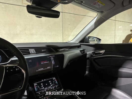 Audi e-tron 50 Quattro Business Edition Plus 71 kWh 313pk 2020 (Origineel-NL + 1e Eigenaar), K-649-JJ