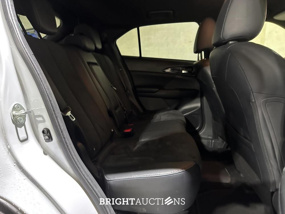 Mitsubishi Eclipse Cross 2.4 PHEV Business Intense+ 188pk 2023 (Origineel-NL & 1e Eigenaar), S-920-VD