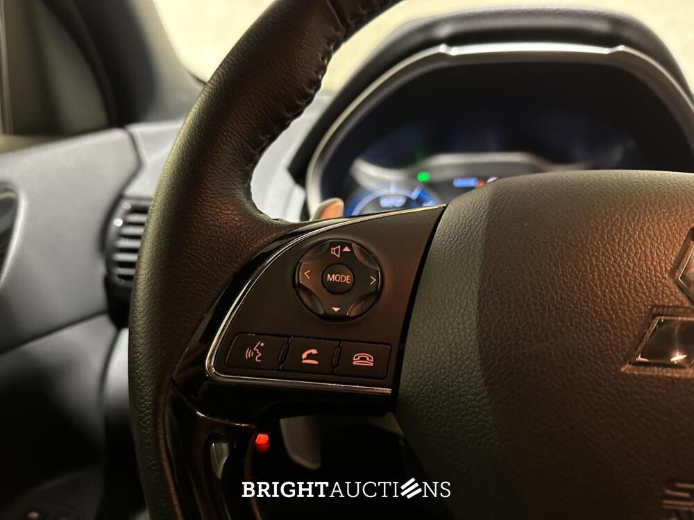 Mitsubishi Eclipse Cross 2.4 PHEV Business Intense+ 188pk 2023 (Origineel-NL & 1e Eigenaar), S-920-VD